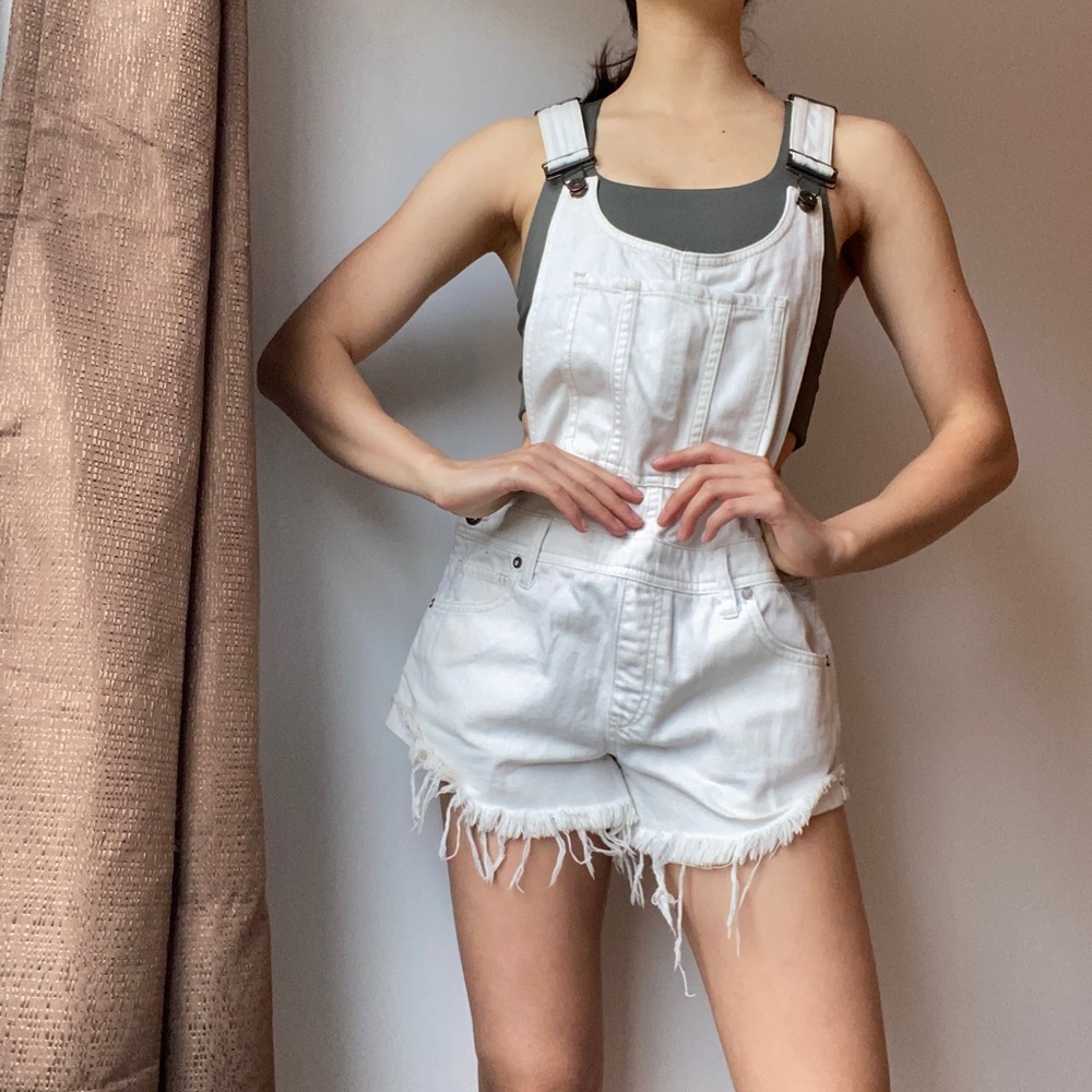 Free People White Shortall